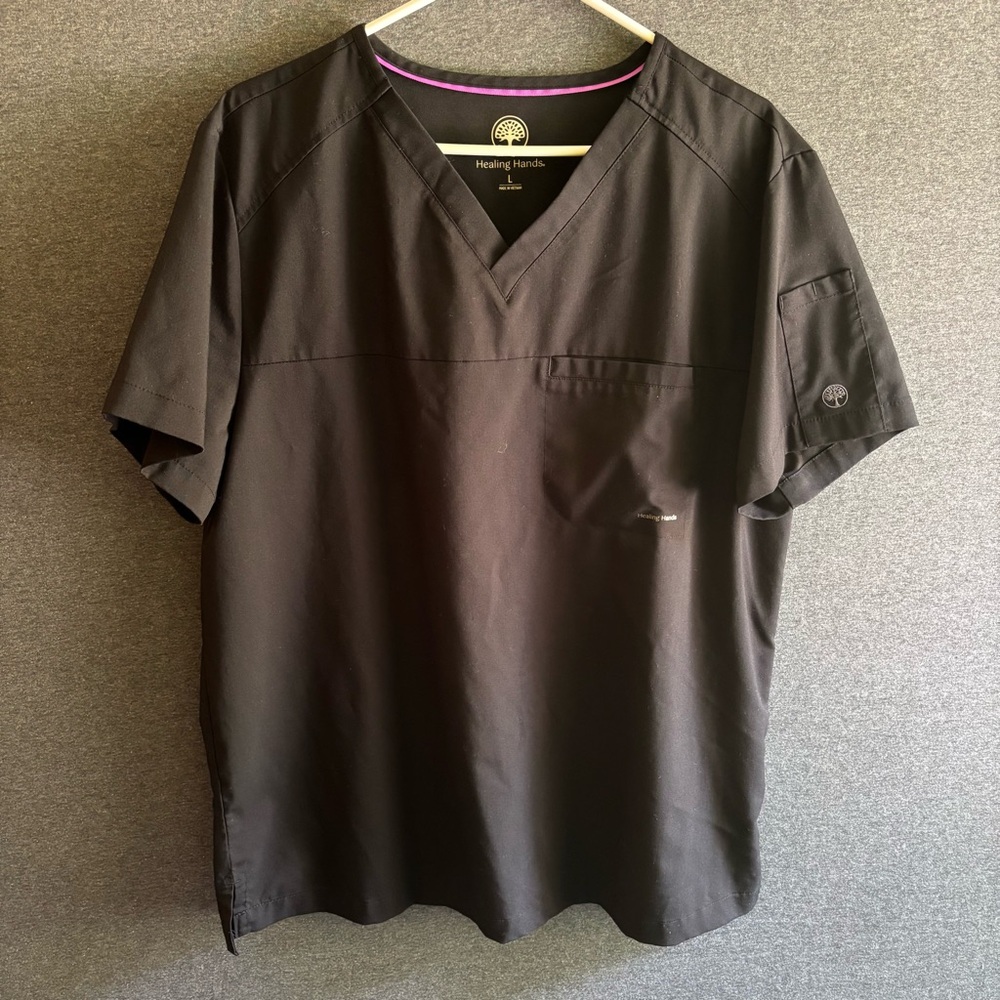 Men’s Black Healing Hands Scrub Top Size Large, Style 2330 JUSTIN